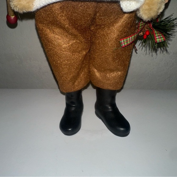 Christmas Santa Holding Horse Figurine and Rope “ Life is Better on the Ranch” - Picture 3 of 9